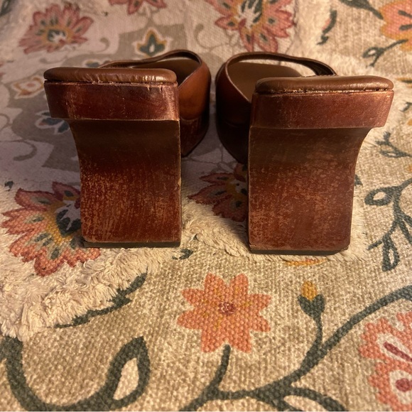 90’s does 70’s vintage Steve Madden chunky heels. - Picture 4 of 6